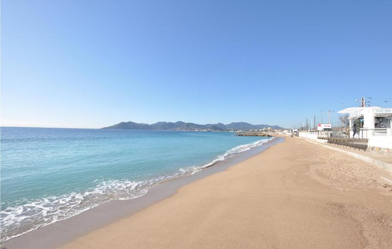 1 Bedroom Beautiful Apartment In Cannes - image 21