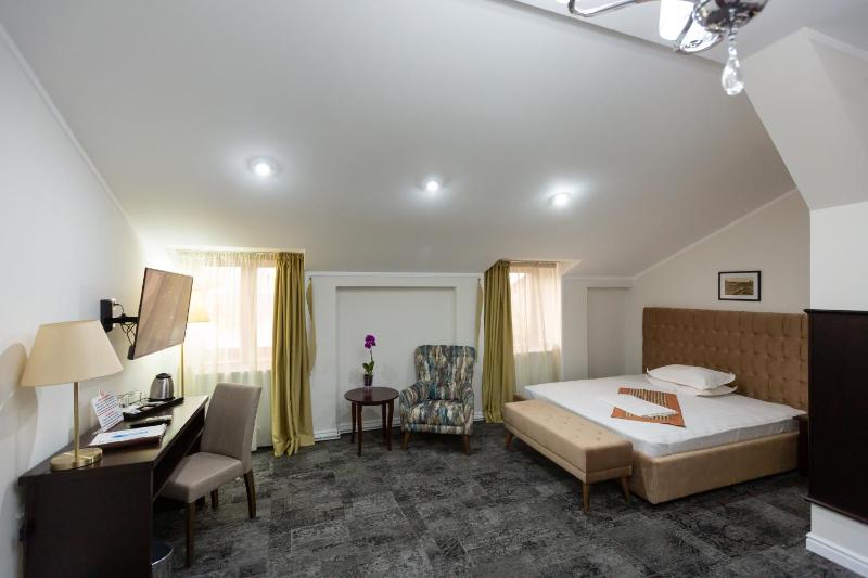 Superior Junior Suite image 4