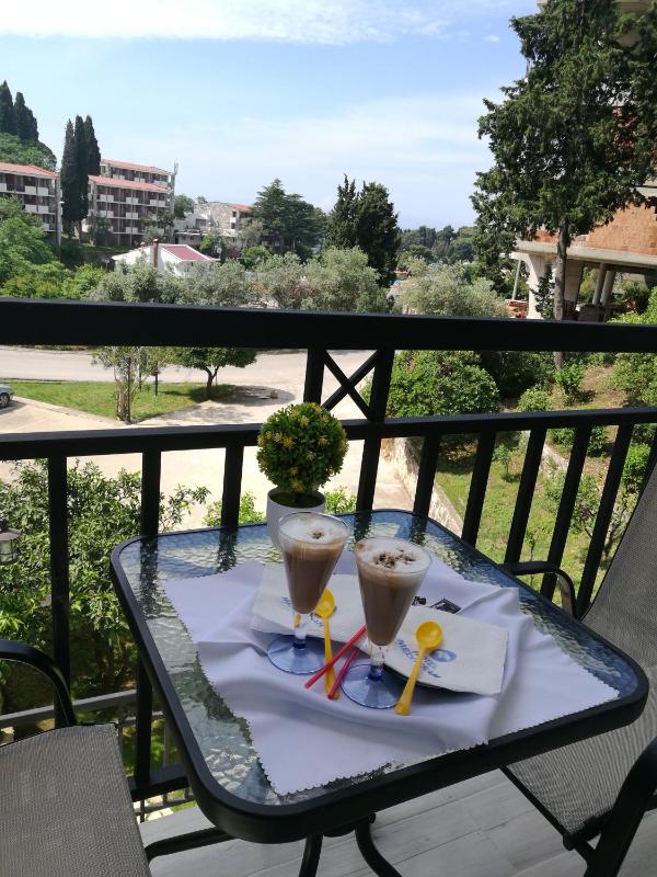 Hotel Villa Garden Ulcinj-Ulqin - image 11
