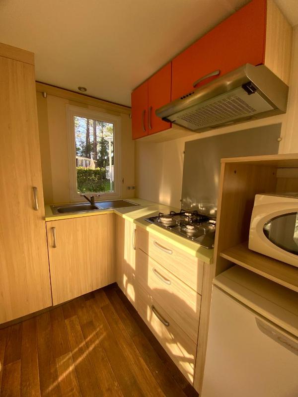 Two-Bedroom Mobile Home image 4