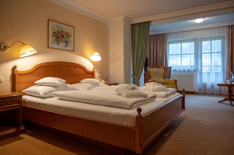 Junior Suite image 1