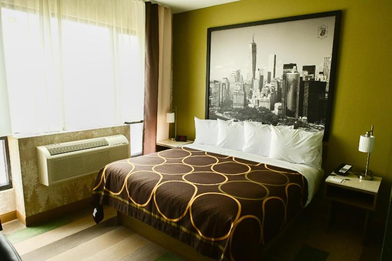 King Room - Non-Smoking image 1
