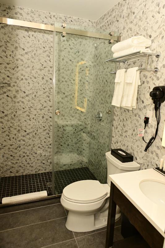 King Room - Non-Smoking image 2