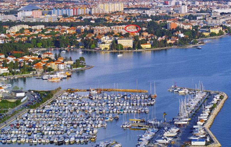 Apartment Maraska - image 14