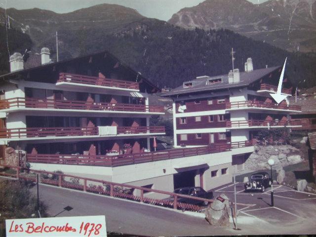 Apartment with Mountain View image 2