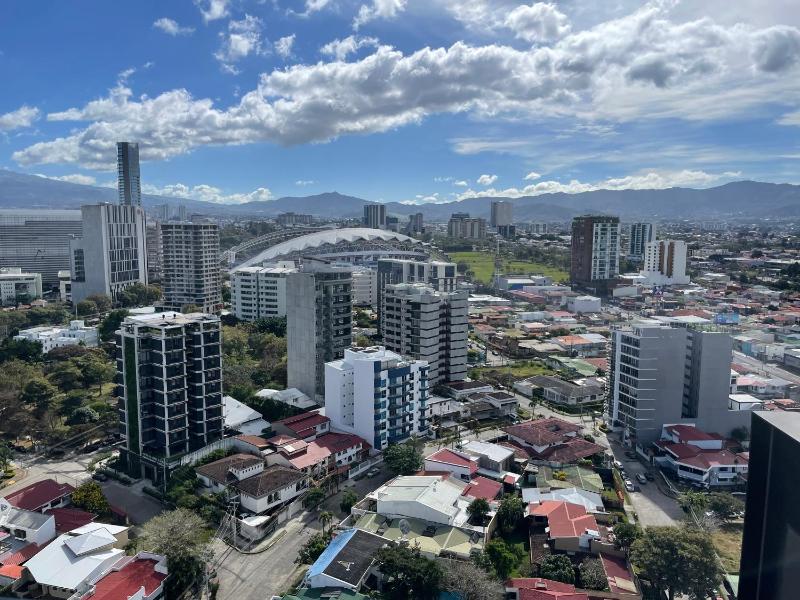 Cozy apartment with terrace SJ Cosmopolitan Tower #402 - image 13