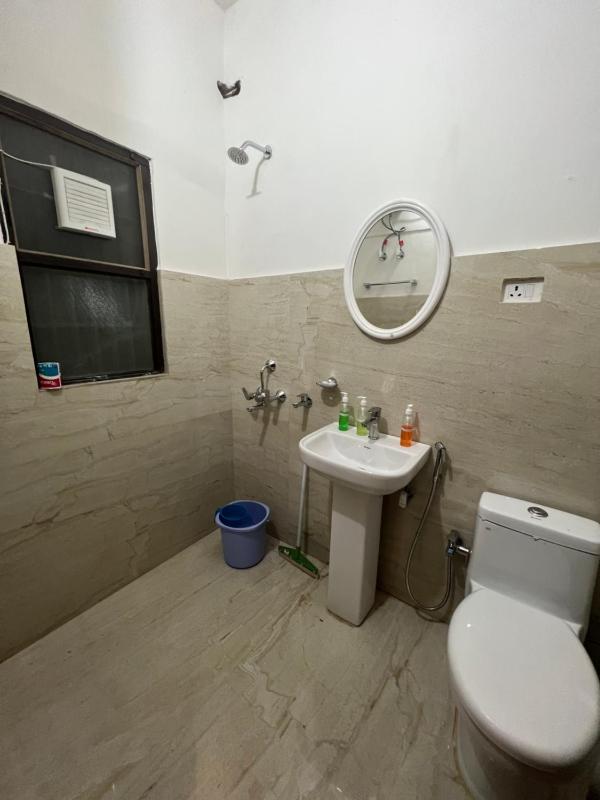 GREEN HOME STAY - image 15