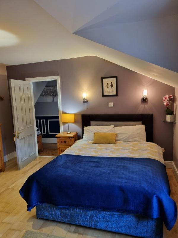 Family Room with Bathroom image 3