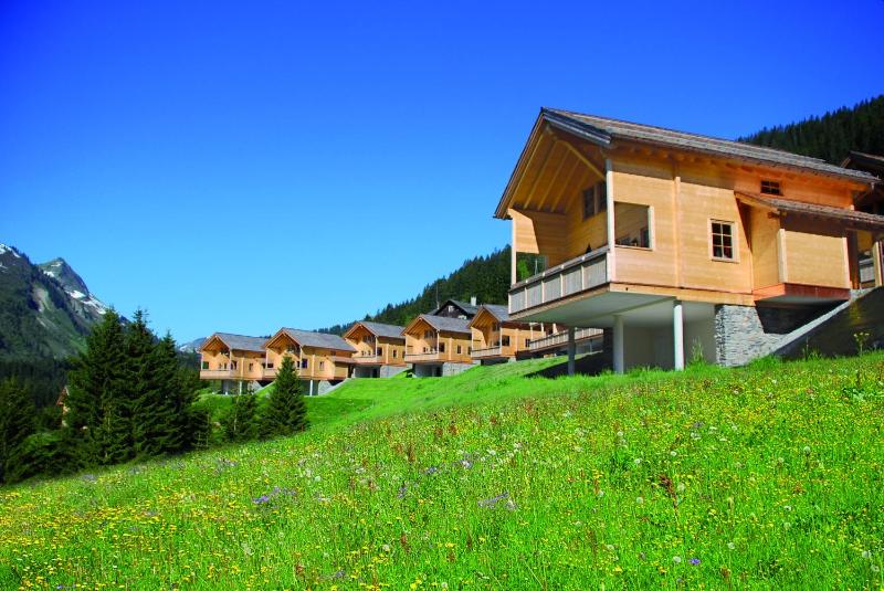 Holiday home with balcony image 1