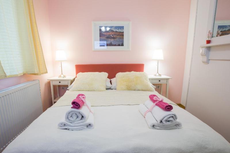 Double Room image 4