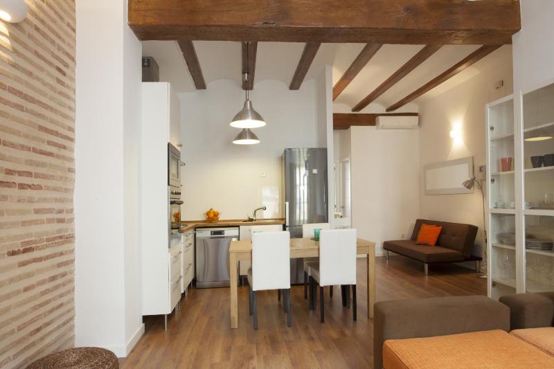 Singular Apartments Station - image 14