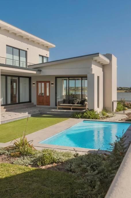 Benguela Cove - Coastal Retreat - image 10