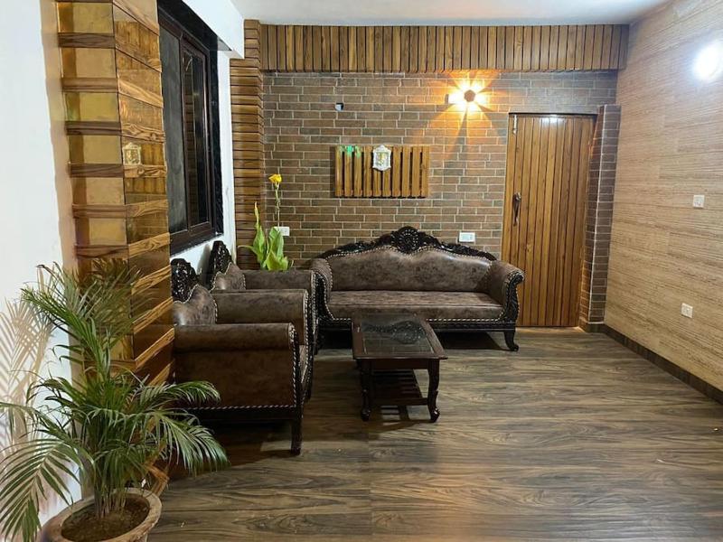 Fancy and Modern Apartment - image 10