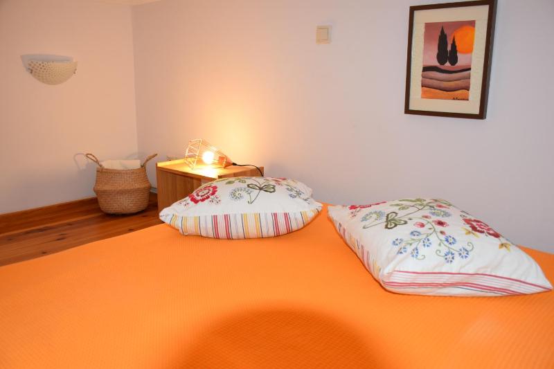 Three-Bedroom Apartment with Balcony image 2