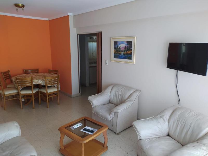 Departamento en Mar del Plata excelente ubicación pleno centro 3 habitaciones solo grupo familiar no se permiten grupo de jóvenes - image 19