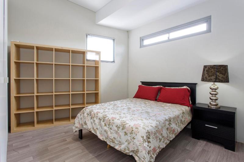 Waverley apartment F-two bedrooms wifi available - image 7