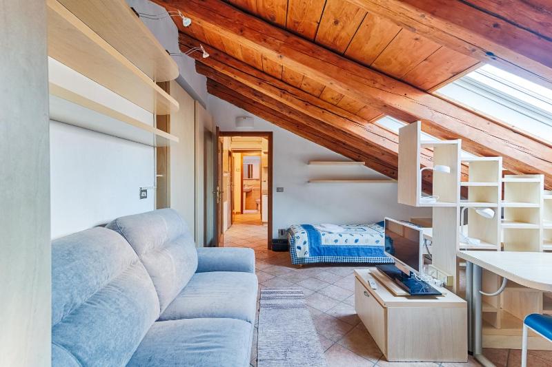 GuestHost - Trieste Loft Central Apartment - image 3