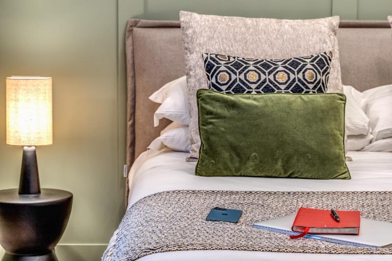 Superior Double Room image 4