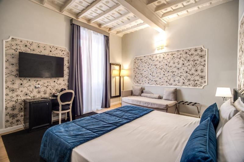 Triple Room image 4