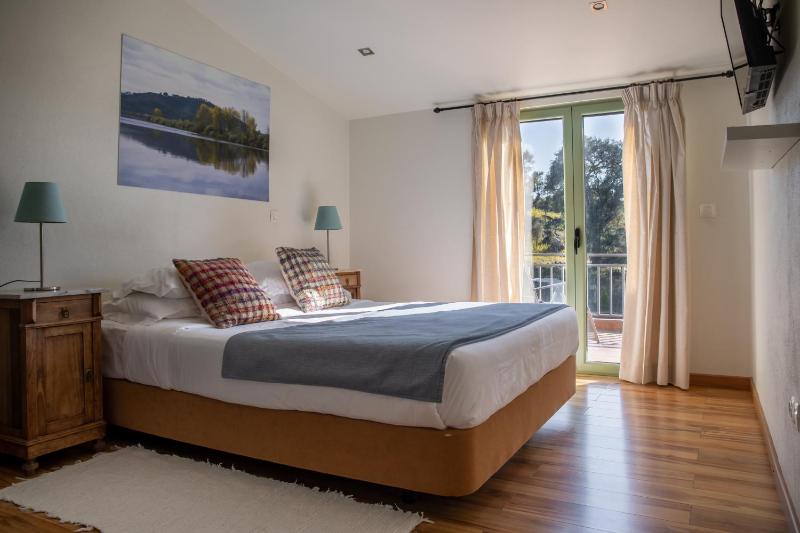 Double or Twin Room image 1