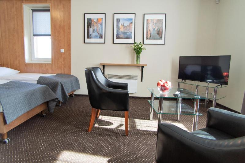 Apartment with Twin Beds image 1