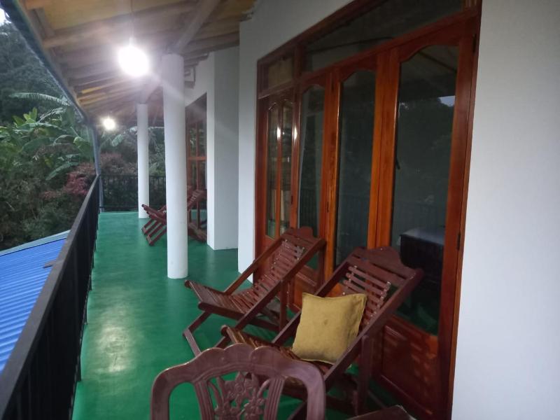 Chamodya Home Stay - image 34