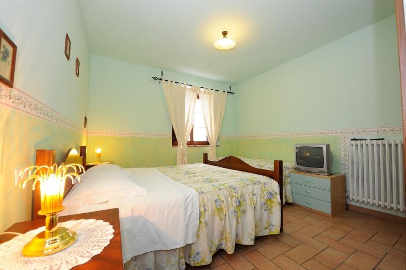 Two-Bedroom Apartment image 4