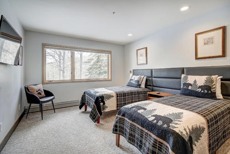 3BR Ski-In Beaver Creek Retreat Fully Renovated! - image 34