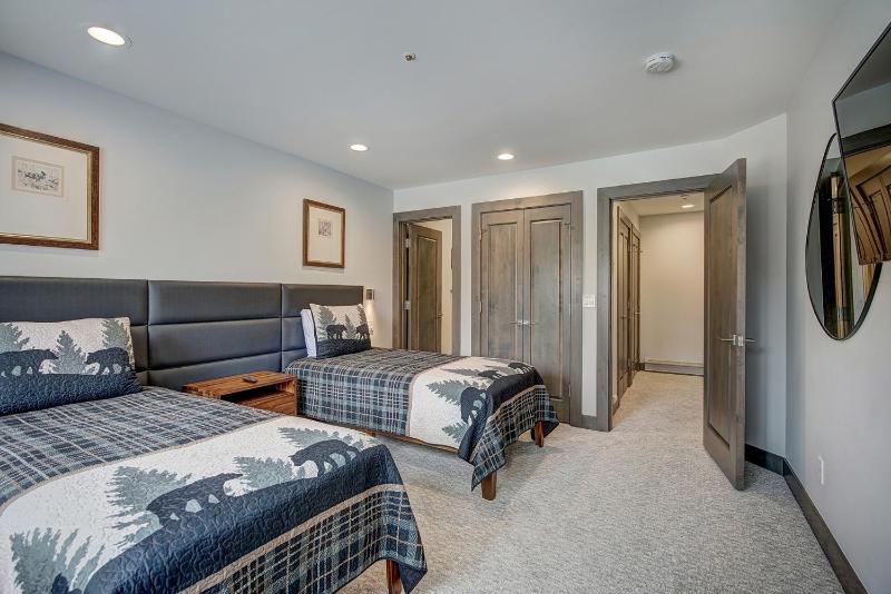 3BR Ski-In Beaver Creek Retreat Fully Renovated! - image 37