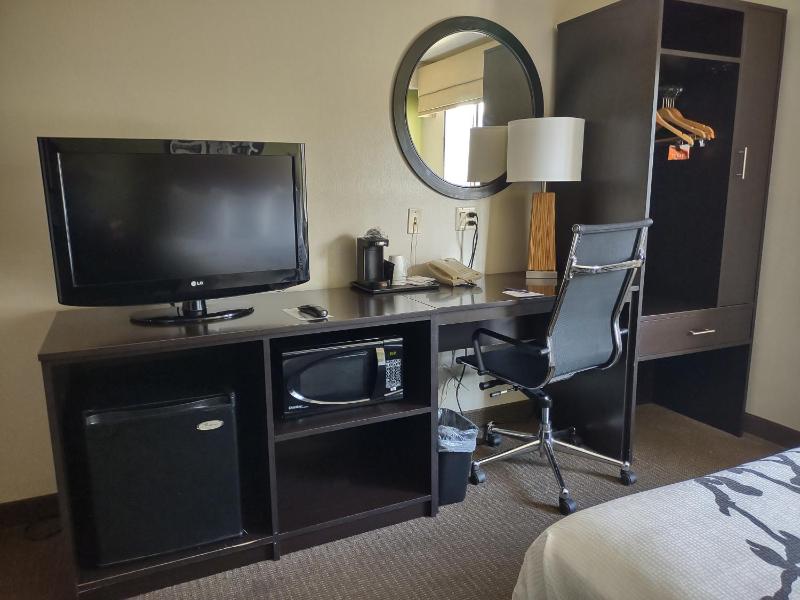 Double Room with Two Double Beds - Non-Smoking image 4