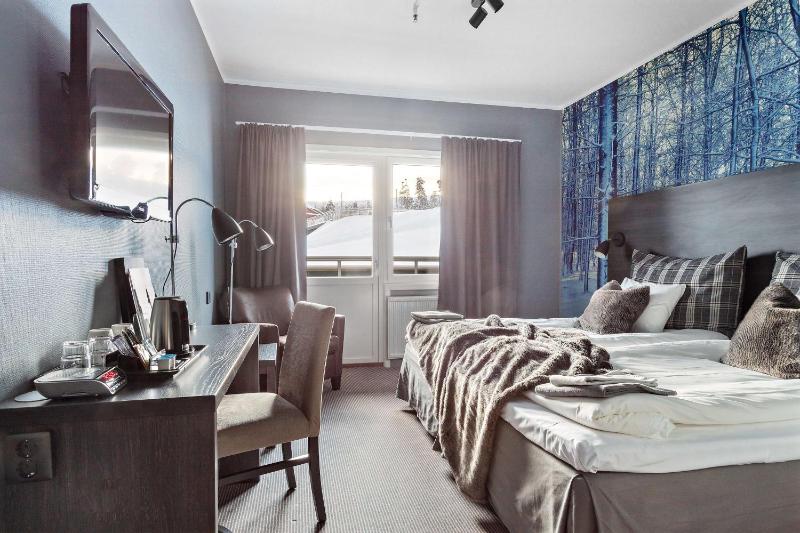 Double Room with Mountain View image 1
