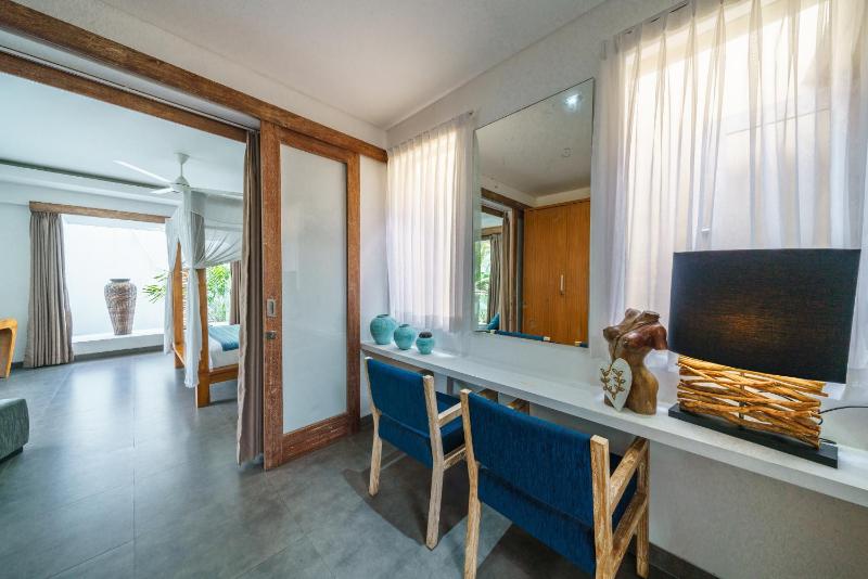 Villa Paloma - Chic Tropical Garden Villa with Outdoor Pool - image 29