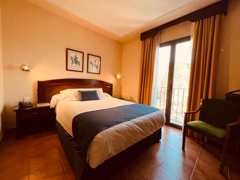 Double or Twin Room image 1