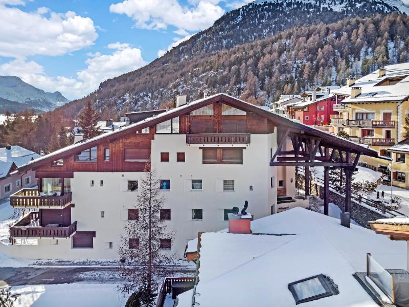 Apartment with Mountain View image 3