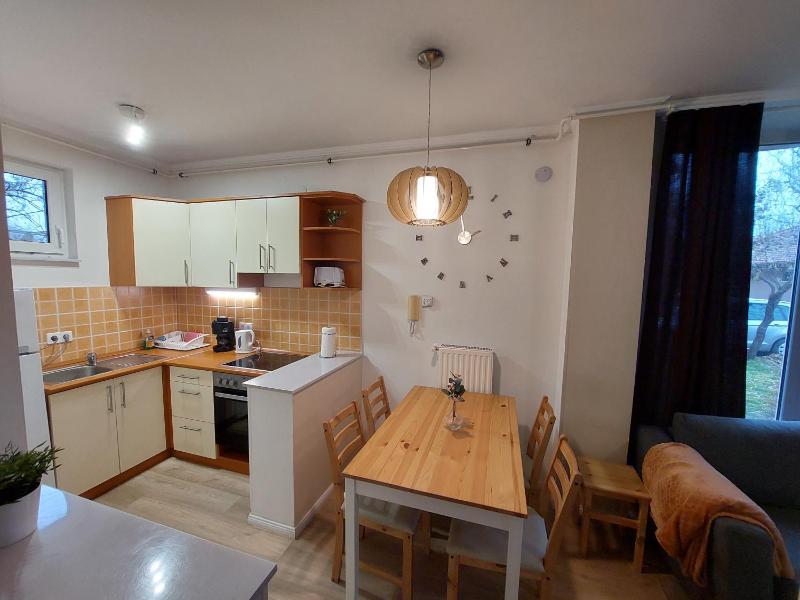 Apartment image 4