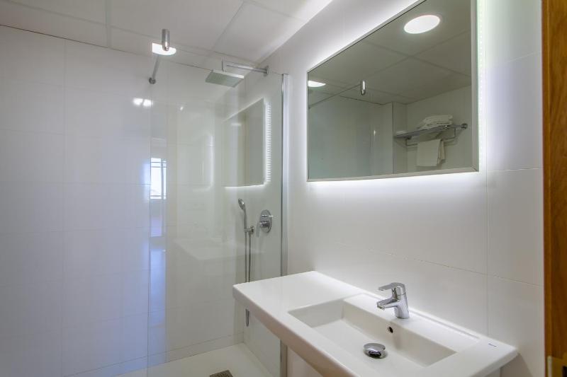 Apartamentos Michel Angelo Benidorm - image 26