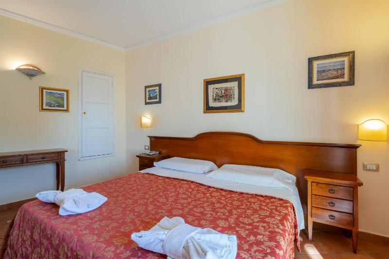 Double or Twin Room - Disability Access image 3