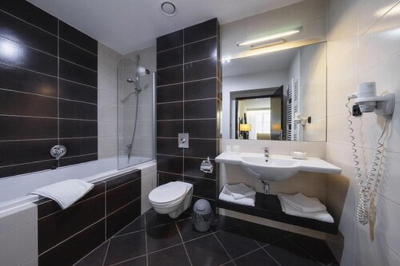 Standard Single Room image 4