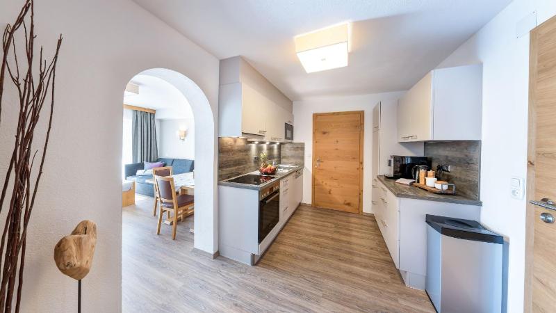 One-Bedroom Apartment with Balcony image 4