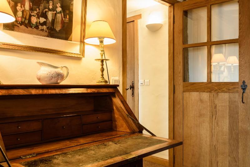 Double Room image 3