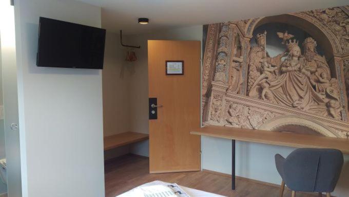 Double Room image 1