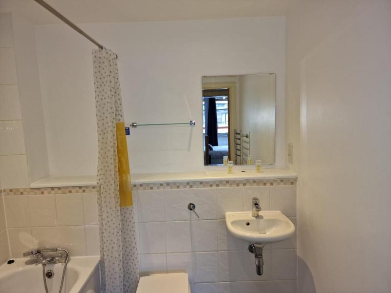 Coventry Home - image 23