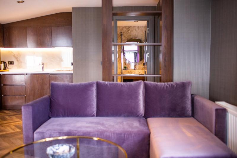 King Suite image 4