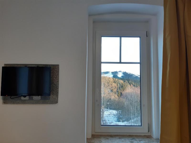 Apartment with Mountain View image 3