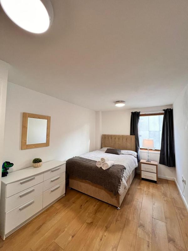 Coventry Home - image 8