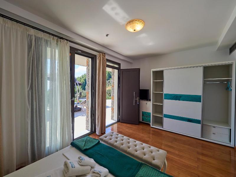 Sky Sea Resort Skiathos - image 44