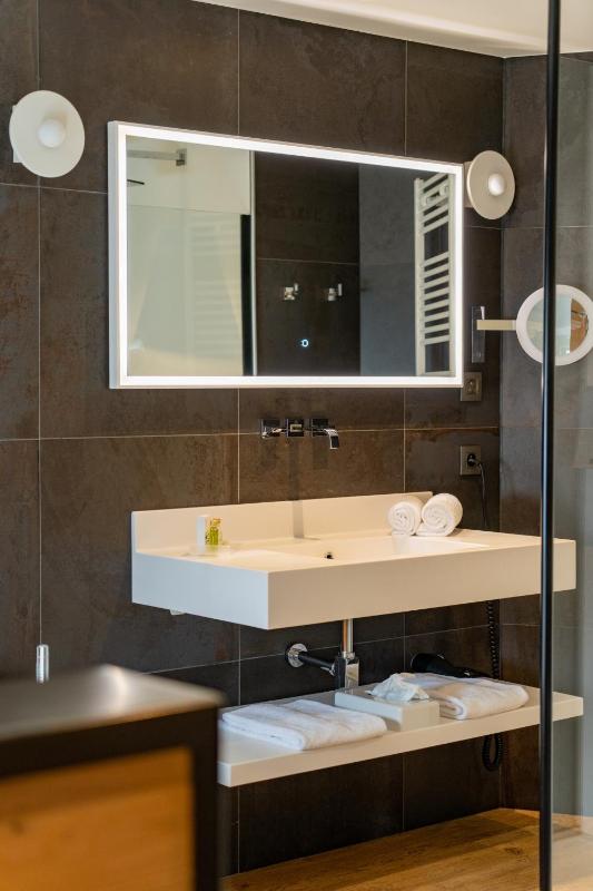 Suite image 3