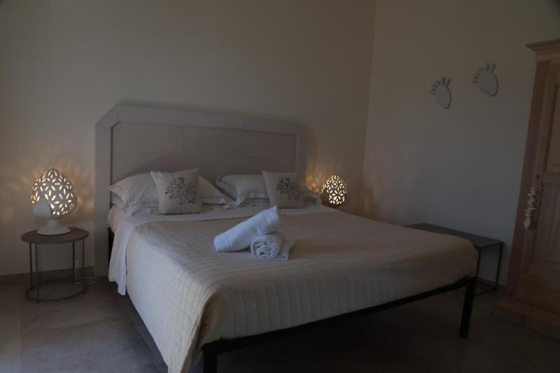 Deluxe Suite with Spa Bath image 1