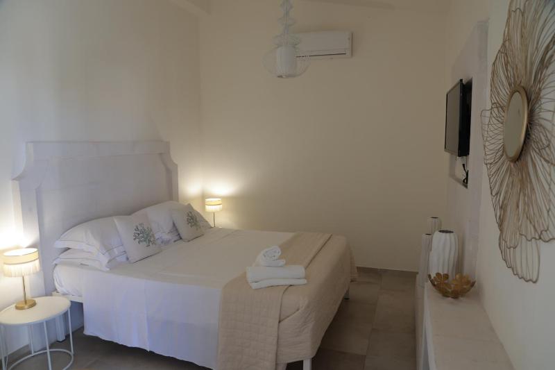 Standard Double Room image 3
