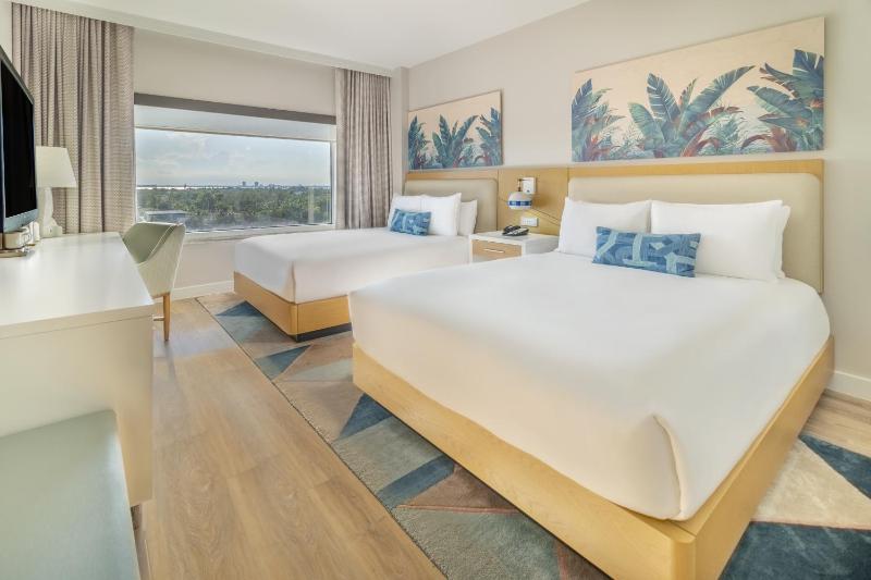 Two Queen Beds Accessible image 4